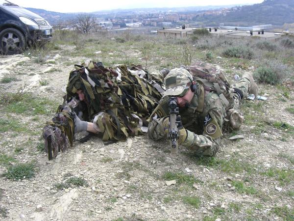 sniper ken e osservatore Bob Lee