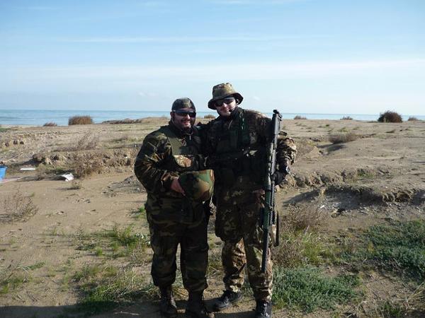 Andrea (a sinistra, ASD Softair Isernia) & Crow ( io a dx, Red Axes )

Amichevole ASAI Indians, Defcon 1, Red Axes & ASD SoftAir Isernia