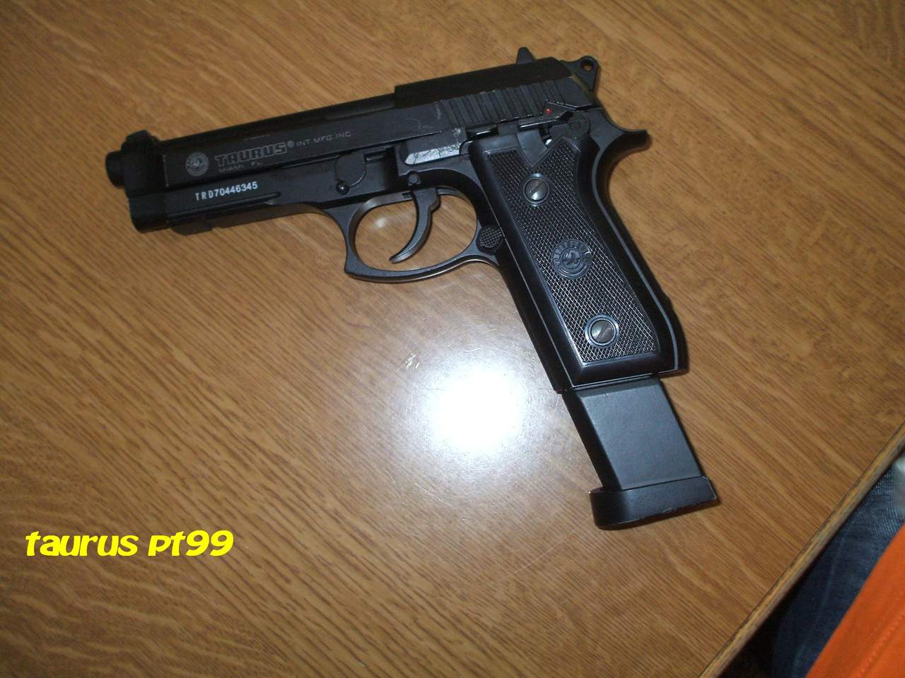 taurus pt 99 full metal a co2